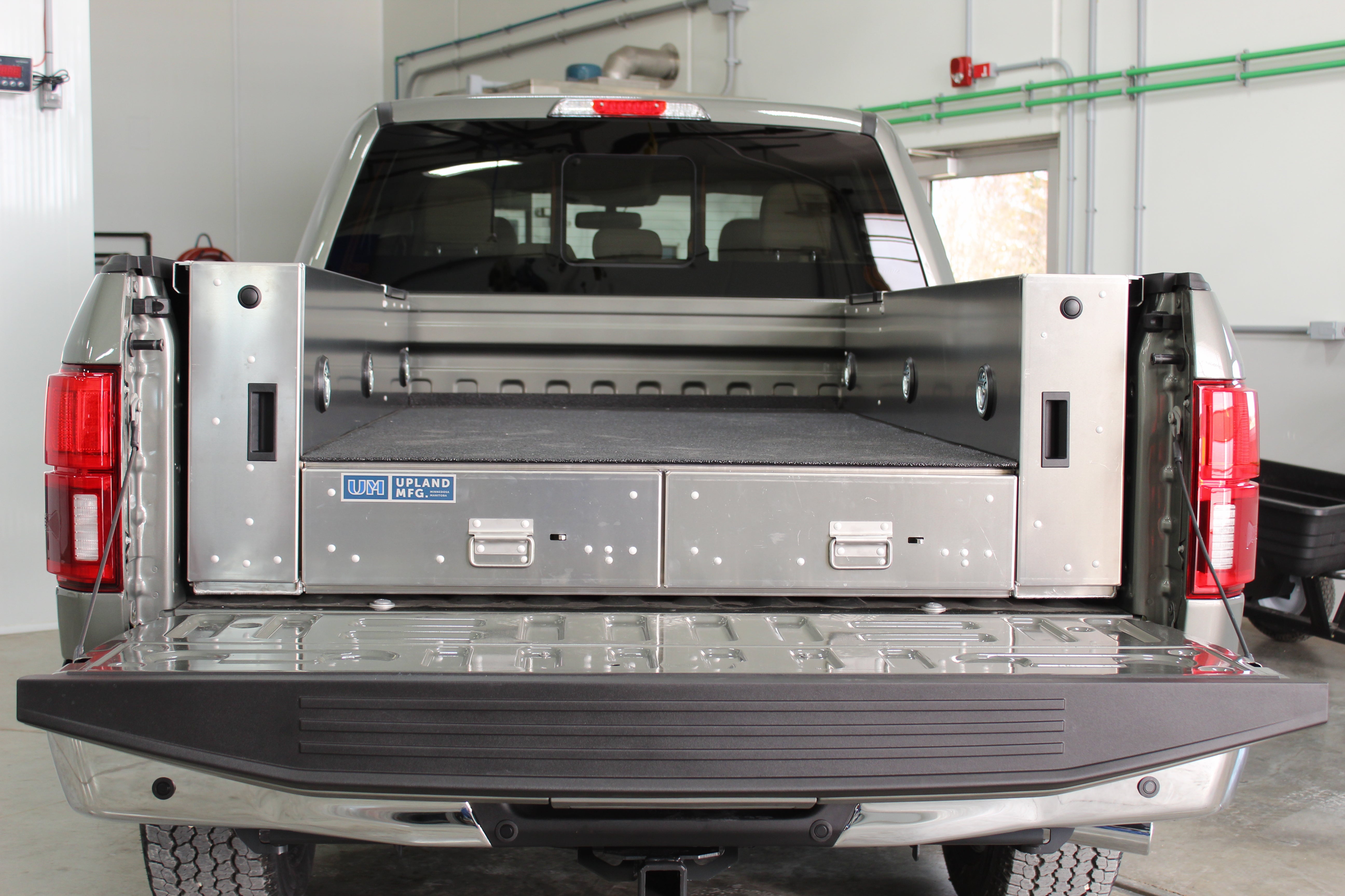 Complete Truck Bed Toolbox
