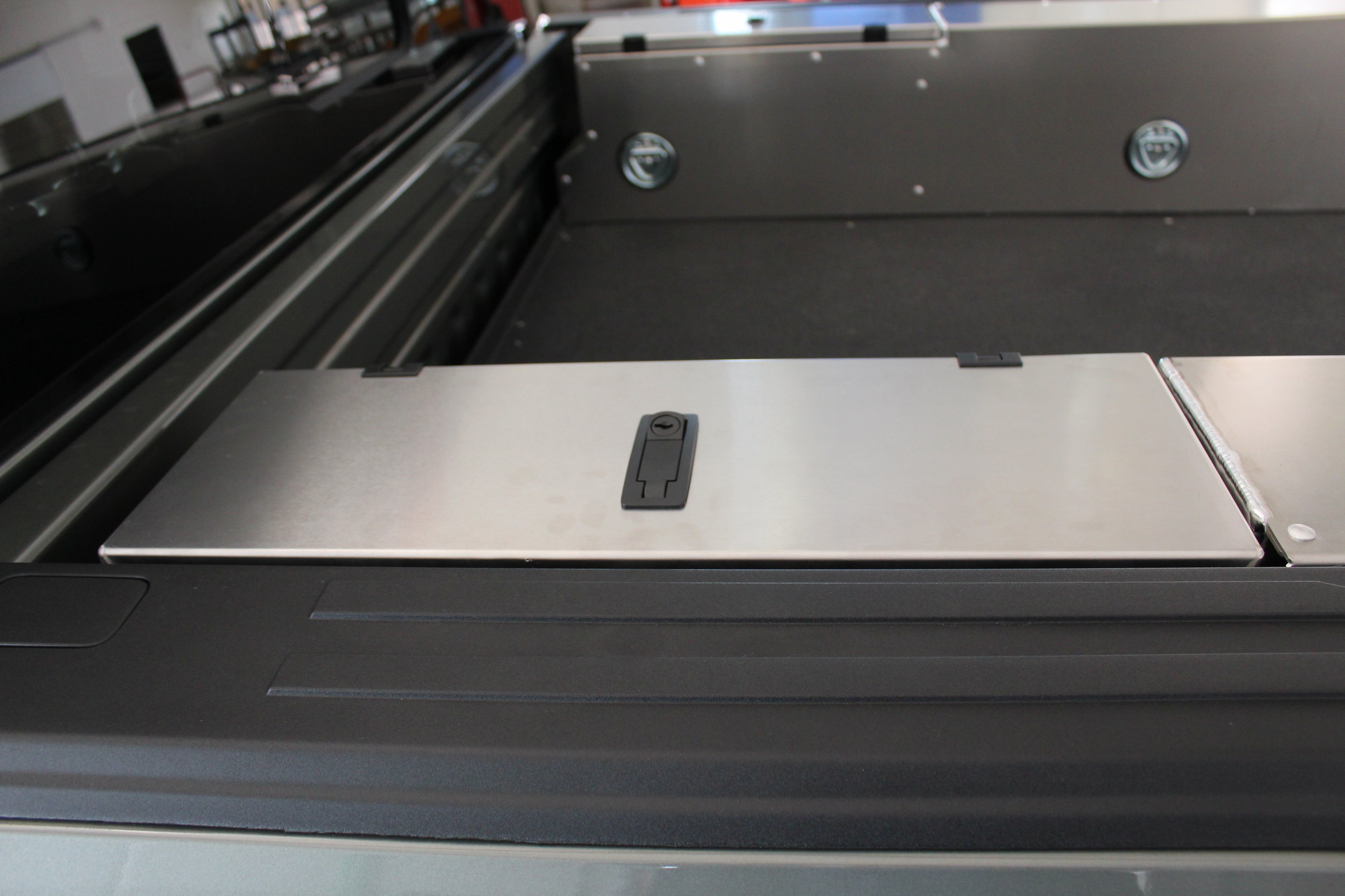 Complete Truck Bed Toolbox
